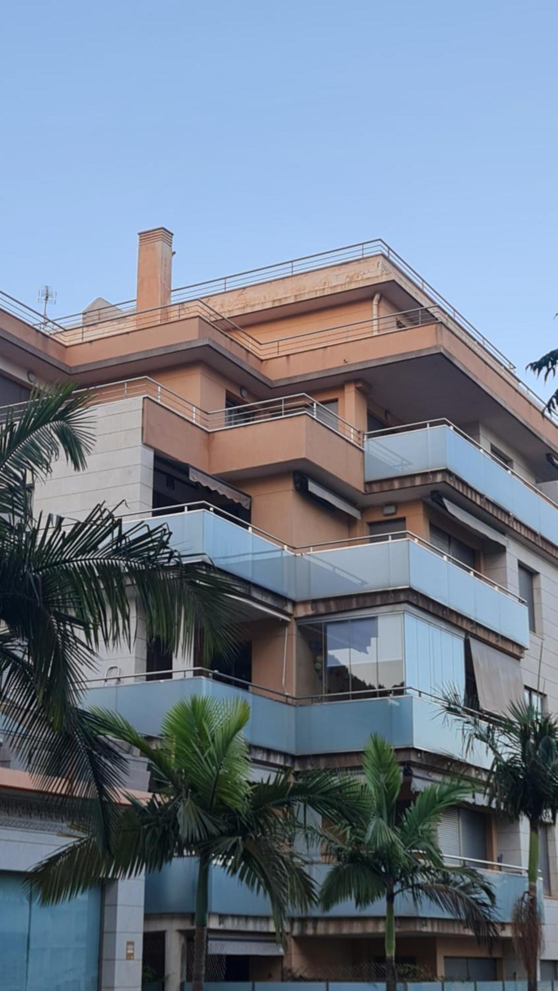 Atico Puerto Marina 2 Hab Con Piscina, 500M De La Plata Apartment Torremolinos Luaran gambar