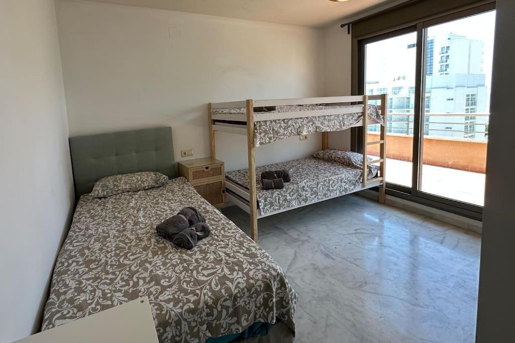 Atico Puerto Marina 2 Hab Con Piscina, 500M De La Plata Apartment Torremolinos Luaran gambar