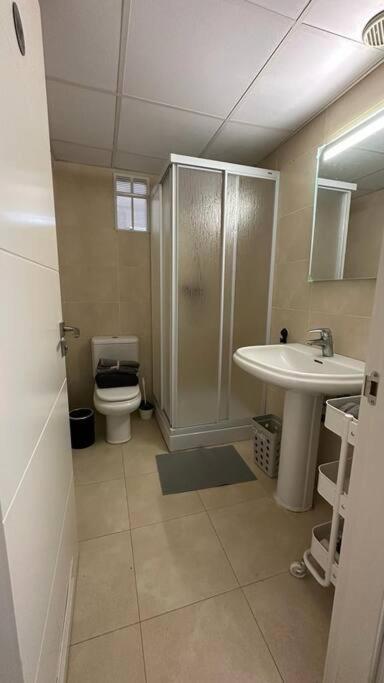 Atico Puerto Marina 2 Hab Con Piscina, 500M De La Plata Apartment Torremolinos Luaran gambar