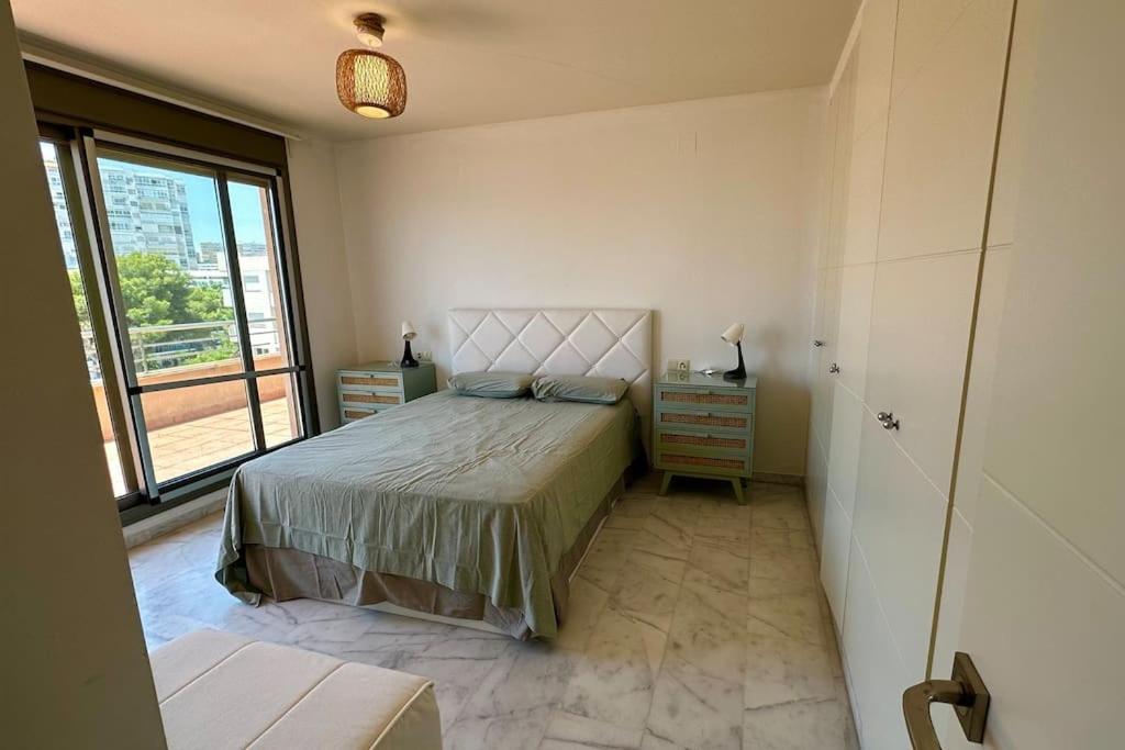 Atico Puerto Marina 2 Hab Con Piscina, 500M De La Plata Apartment Torremolinos Luaran gambar