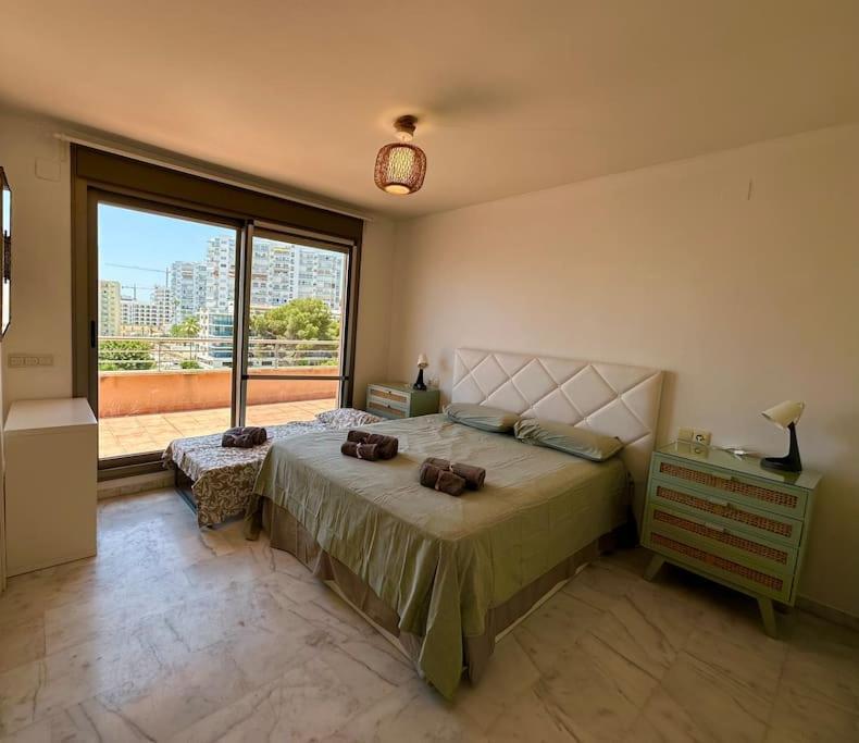 Atico Puerto Marina 2 Hab Con Piscina, 500M De La Plata Apartment Torremolinos Luaran gambar
