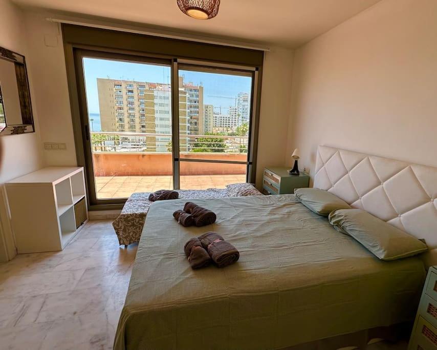 Atico Puerto Marina 2 Hab Con Piscina, 500M De La Plata Apartment Torremolinos Luaran gambar