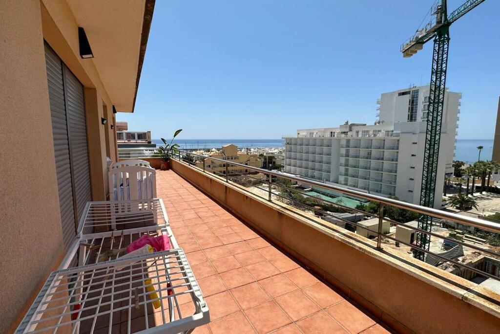 Atico Puerto Marina 2 Hab Con Piscina, 500M De La Plata Apartment Torremolinos Luaran gambar